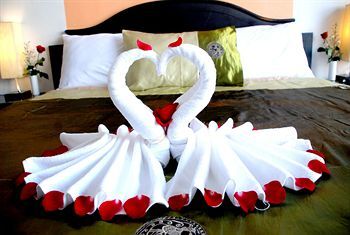 Casa Bonita Guest House Patong Екстериор снимка